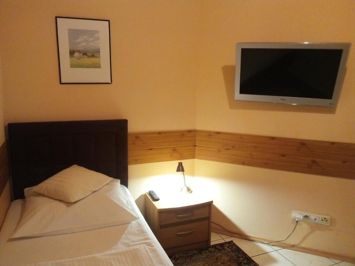 Villa Minerva Zielona Gora  Ngoại thất bức ảnh